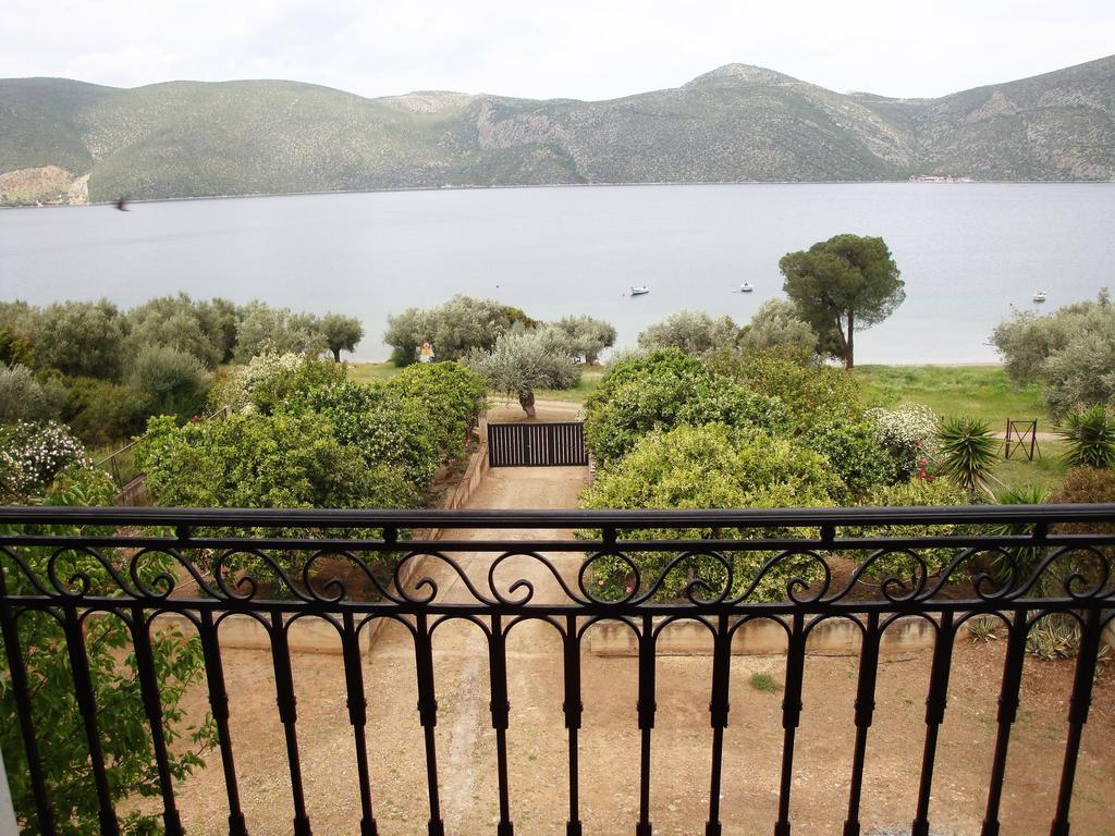 Waterfront Mediterranean Villa Skroponeria Екстер'єр фото