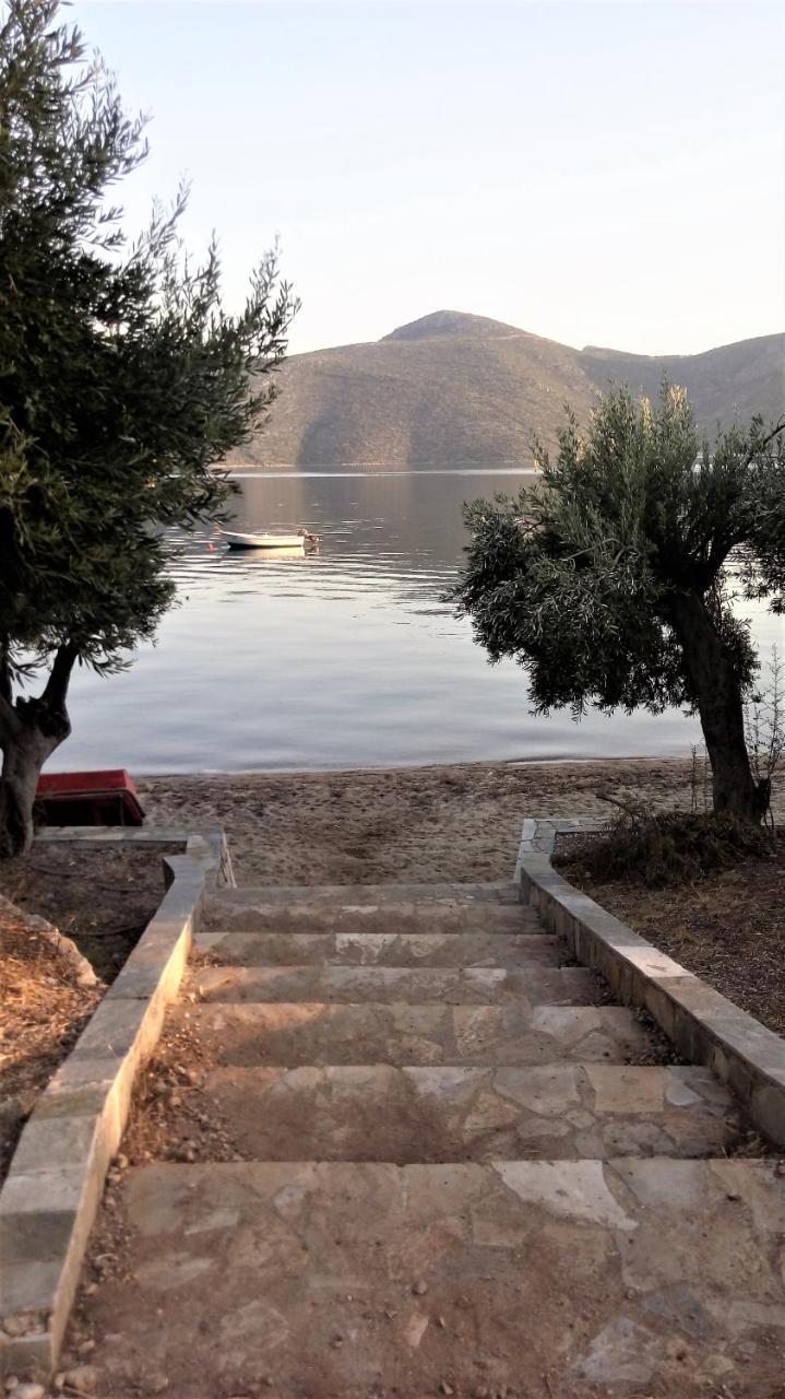 Waterfront Mediterranean Villa Skroponeria Екстер'єр фото